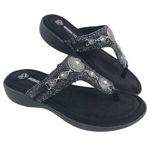 NEW Minnetonka Brecca Black Metallic Women's Sandals Size 6 Beaded Details